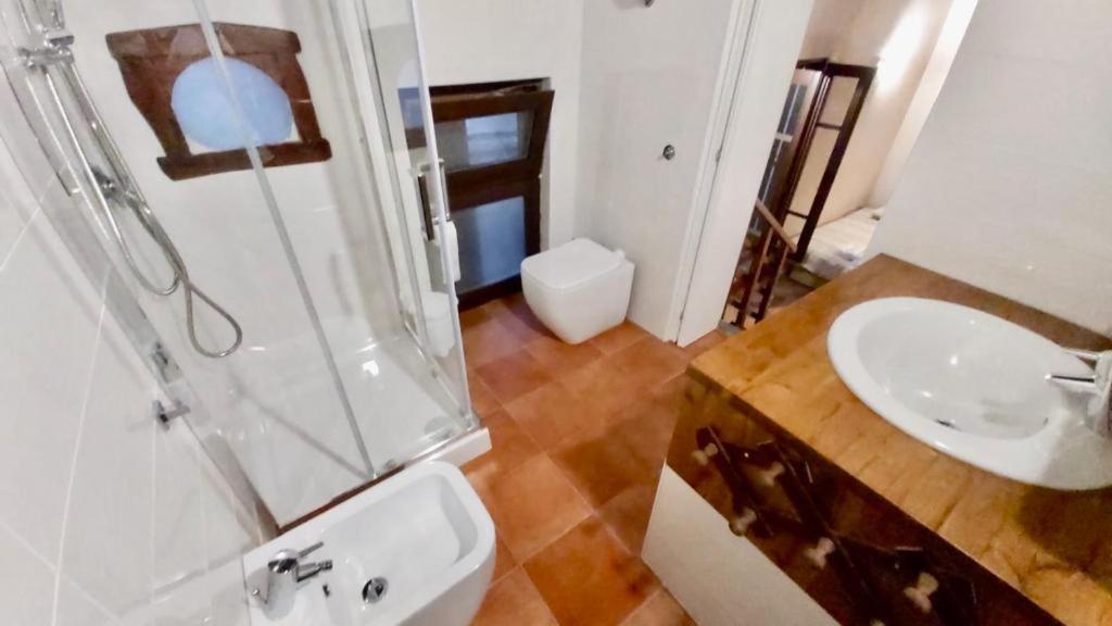 Complesso Leone D'Oro Hotel Алгеро Екстериор снимка